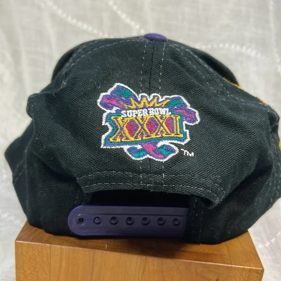 Green Bay Superbowl XXXI 1997 champions NFL trucker hat baseball cap vintage